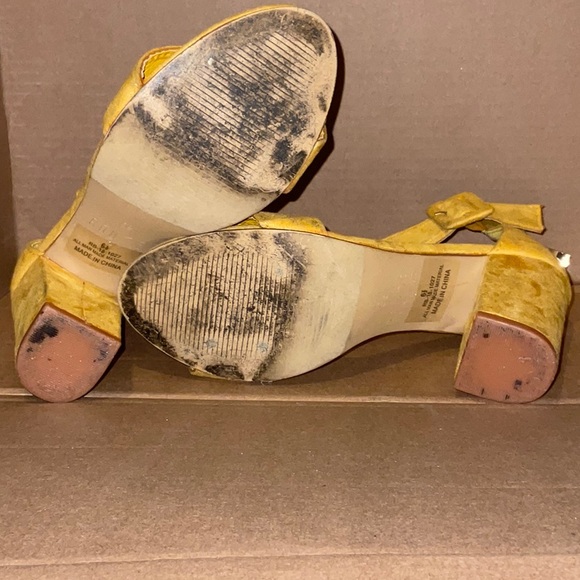 ROUGE SHOES - Picture 5 of 5